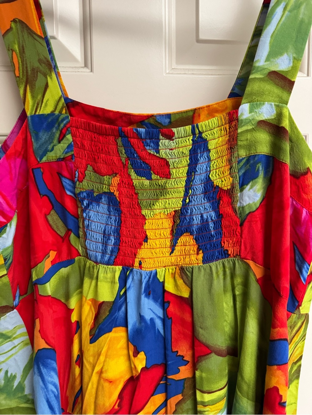 Vince Camuto Tropical Print Maxi Smocked Back - Picture 5 of 5